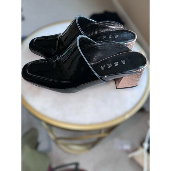 ASKA Women's Patent Leather Mid Heel Mules - 100% Exclusive - Picture 2 of 8